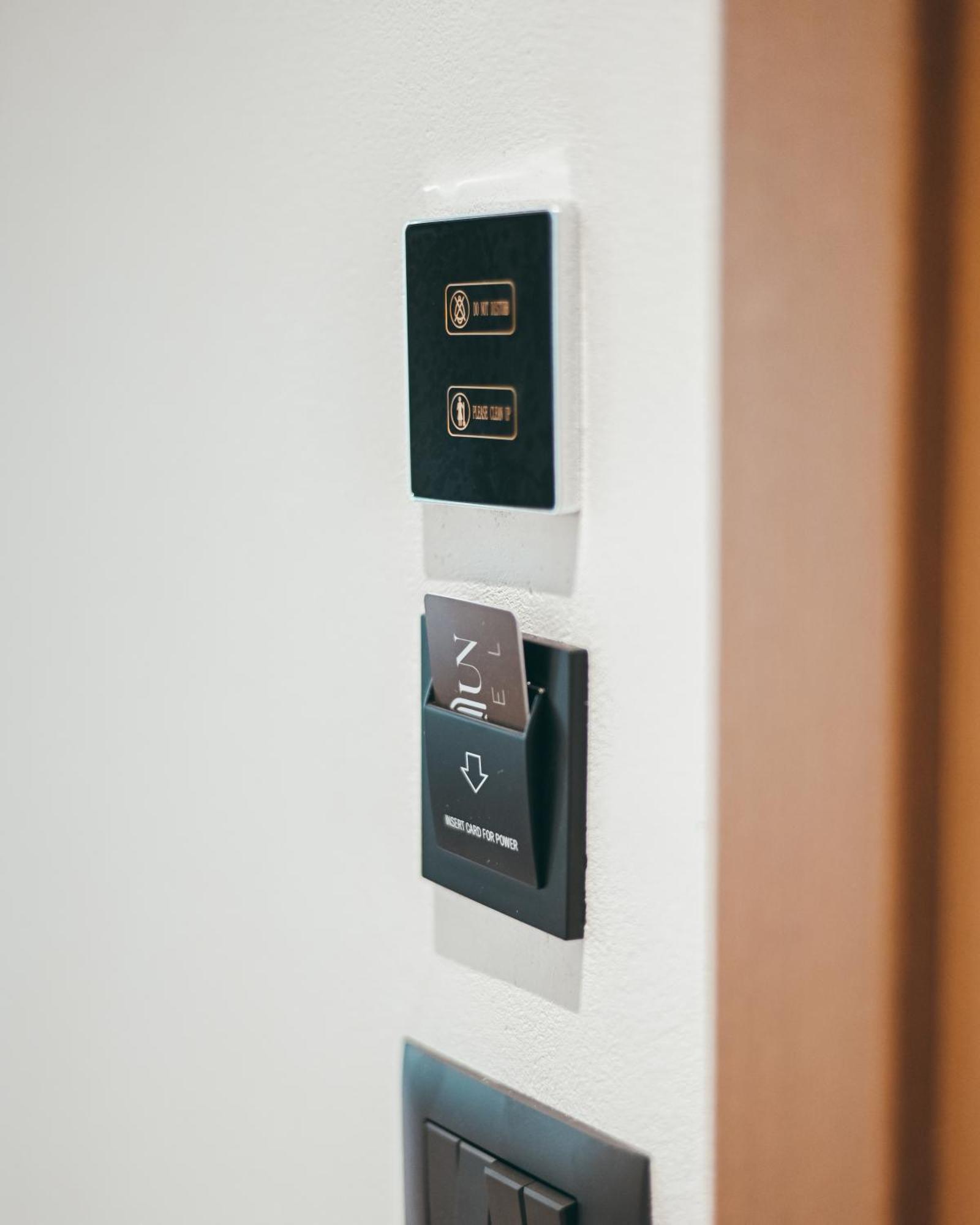 Monun Hotel Ксамил Екстериор снимка