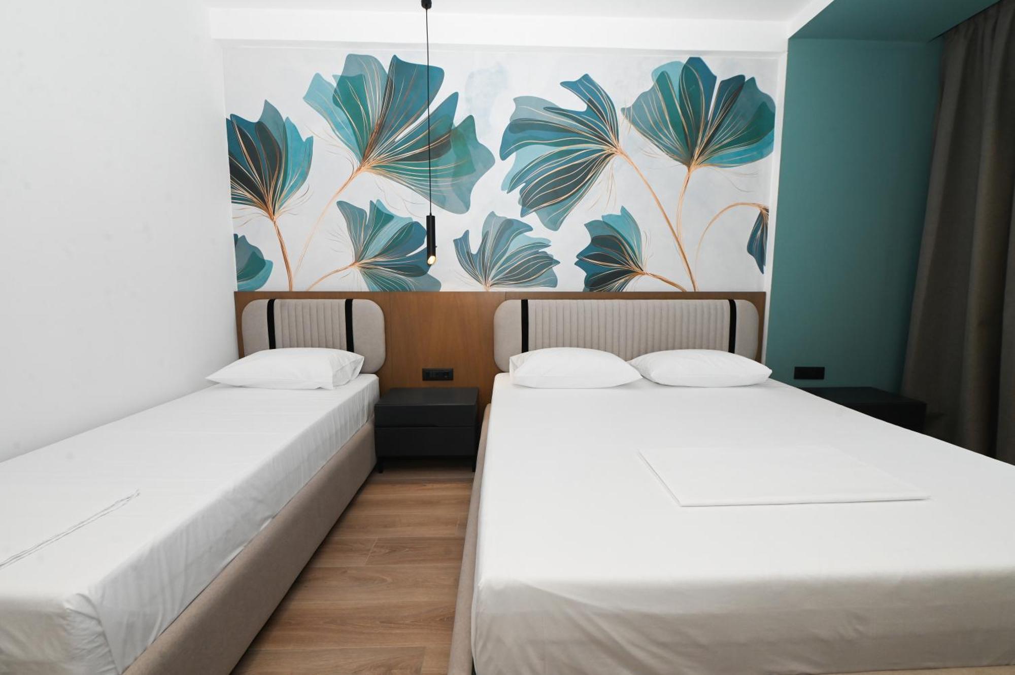 Monun Hotel Ксамил Екстериор снимка